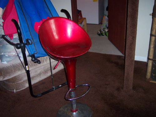 MATLIC RED HIGH ADJUSTABLE BAR HEIGHT Swivel CHAIR