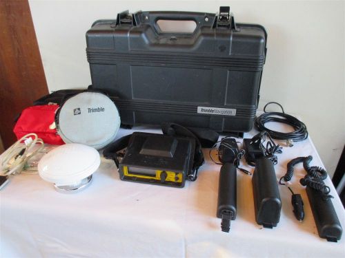 Trimble Navigation GPS Pathfinder System Portable Logging Unit W/ Case &amp; Acc.