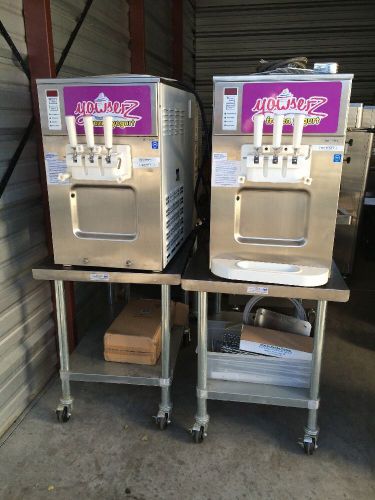 CARPIGIANI UC-1131/G 2 FLAVOR TWIST SOFT SERVE ICE CREAM FROZEN YOGURT MACHINE