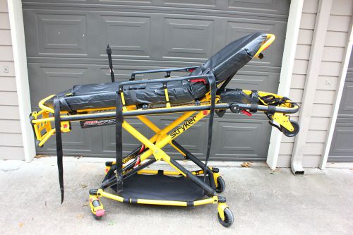 2010 Stryker MX-Pro 650lb Ambulance Stretcher w/DualBrakes O2 Holder IV Pole Cot