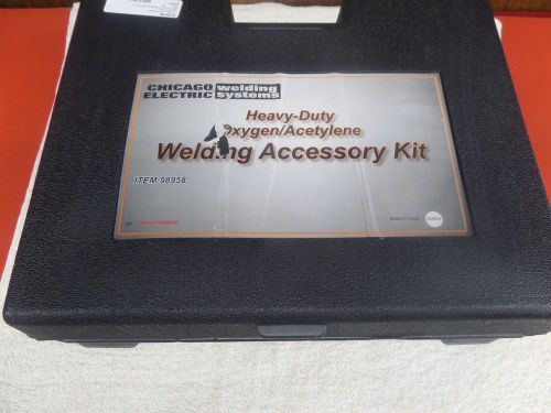 CHICAGO ELECTRIC HEAVY DUTY OXYGEN /ACETYLENE WELDING ACCESSORY KIT # 98958