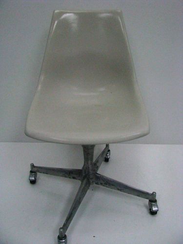 VINTAGE KRUEGER SHELL CHAIRS HEIGHT SWIVEL MID CENTURY MODERN EAMES ERA