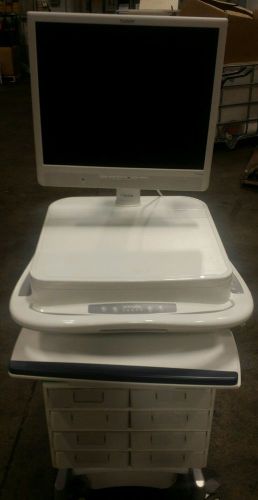 enovate LCD Medical Cart