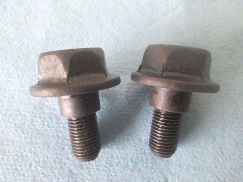 7014981, Snapper, Shoulder Bolt, Quantity=2