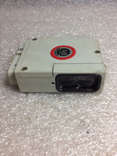 (A2) ALLEN-BRADLEY 42LRC-5000 SERIES B PHOTOELECTRIC SENSOR