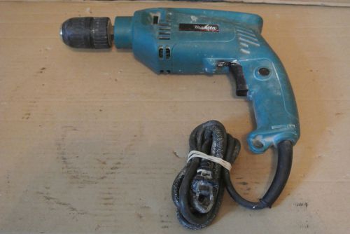 MAKITA HP1501 HAMMER DRILL CORDED REVERSE VARIABLE SPEED.. Key-less Chuck !