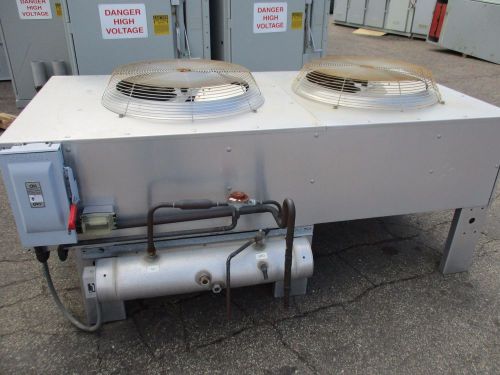 Liebert Condenser CDL205-A 2-Fan 460V 4A 3Ph MFD: 2003 Used