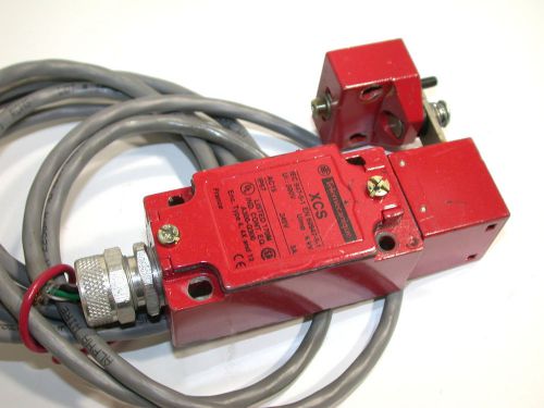 UP TO  8 TELEMECANIQUE  DOOR INTERLOCK SWITCH ASSEMBLIES XCSPA591