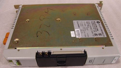 Allen Bradley servo control 1394-AM04 series b