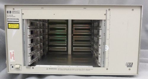 Hp agilent e1421b 75000 series c us36000919 portable 6-slot c-size vxi mainframe for sale