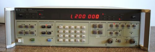 Hewlett Packard HP Agilent 3325B Synthesizer / Function Generator Opt 1