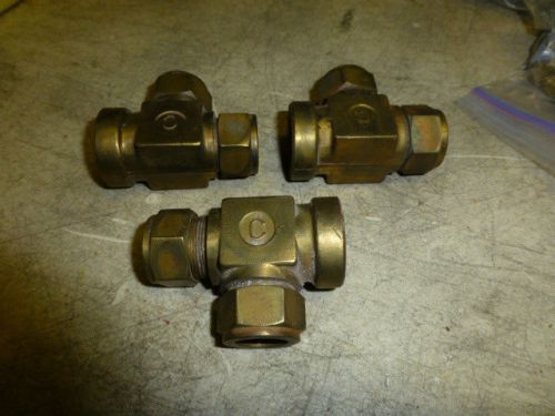 3 BRASS SWAGELOK 3/4 TEE  MALE TUBE X MALE TUBE X FEMALE PIPE     NO RESERVE