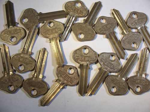 16 OLD  VINTAGE  KEIL 105  SARGENT  KEY BLANK   UNCUT