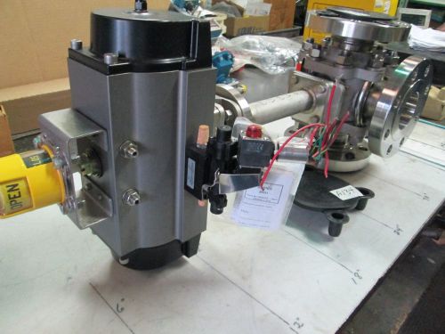 Pbm s/s cryogenic 3-way ball valve mod 3 dp39-f302 3&#034; 300# flange w/manual (new) for sale