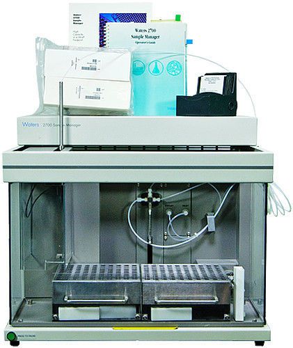 Waters 2700 sample manager hplc wat272001 with software v2.0 for sale