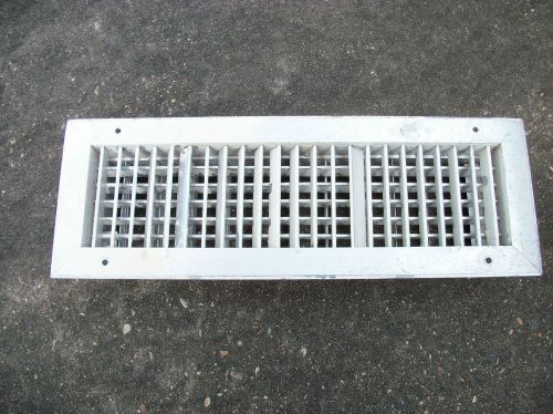 20&#034; x 7&#034; ADJUSTABLE DIFFUSER - Al Vent Duct Cover - Grille Register (vintage)