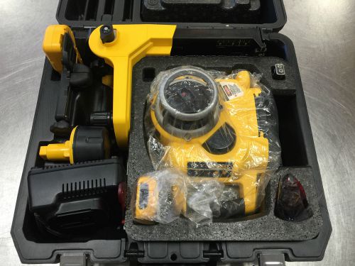 DEWALT 18V DW077 ROTARY LASER LEVEL-MINT CONDITION-Fast Shipping!!