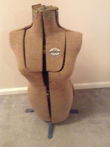 Acme dress form size B vintage