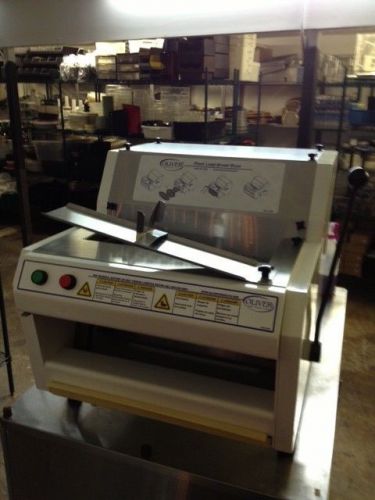 Oliver 732-N Bread Slicer-REDUCED!