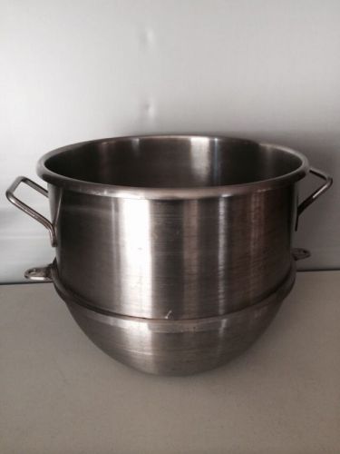 30 QUART STAINLESS STEEL MIXING BOWL