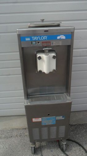 TAYLOR 741-27 ICE CREAM MACHINE NICE!!