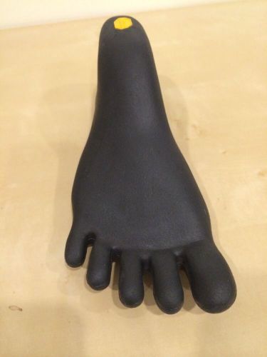 VIBRAM Five Fingers DISPLAY FOOT MANNEQUIN #42 Right Foot