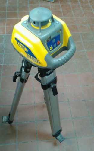 New Spectra LL100 Laser Level Peckage Tripod, 10&#039; Rod,