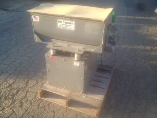 MR. DEBURR MODEL  300  VIBRATORY TUMBLER FINISHING (GF003)