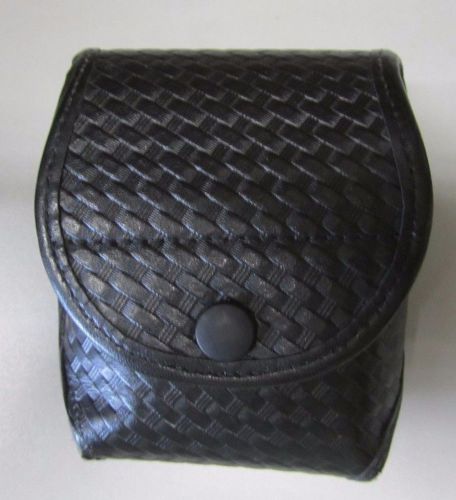 HANDCUFF HOLDER/ CASE/ POUCH (Sidekick by Michaels of Oregon) BASKETWEAVE-NR