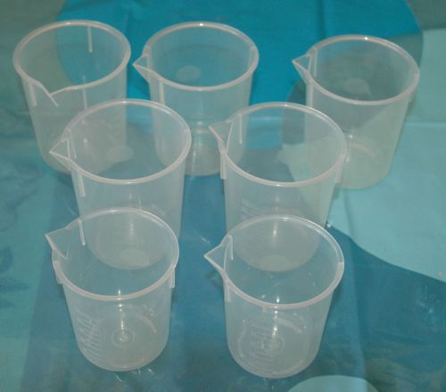 Set of 7 Graduated Polypropylene Measuring Beakers 5 x 150mL, 2 x 100mL