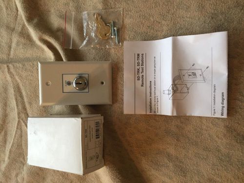 1 NIB EST EDWARDS SD-TRK4 SDTRK4 REMOTE RESET TEST 4W CAT 45