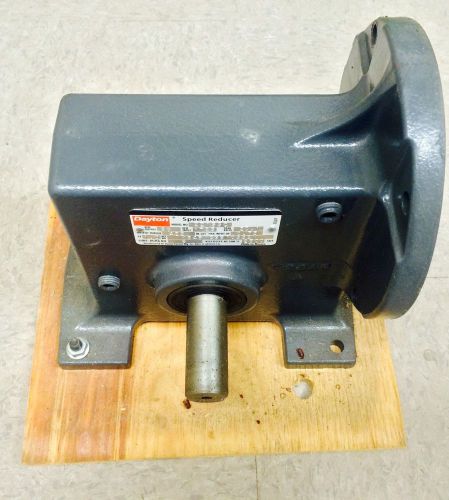 Dayton Speed Reducer - 2Z153C, 3/4 hp, 1725 to 86 rpm, Frame 56C, 20:1