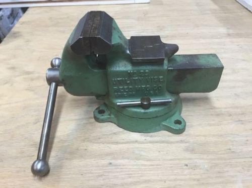 Vintage Reed 23 Bench vise- Nice shape! Original paint! 3inch jaws, no damage