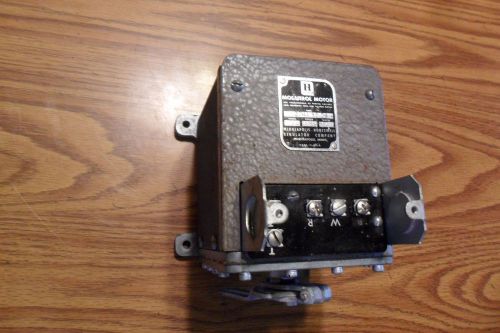 Honeywell Modutrol Actuator Motor M204A26DS 24 V 14 W;50-60 Cycle; Dual Shaft