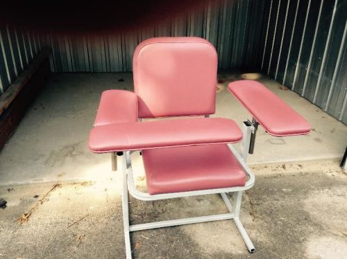 Custom Comfort Phlebotomy Chair