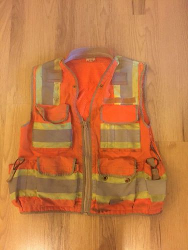 SECO 8265 SAFETY UTILITY VEST, FAIR CONDITION, MEN&#039;S M, ANSI/ISEA CLASS 2