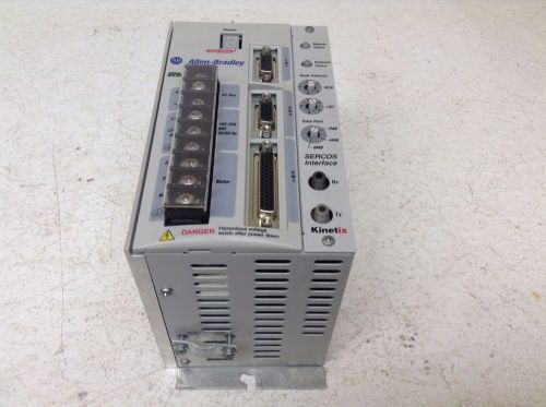 Allen Bradley 2098-DSD-005-SE Ultra 3000 120/240 1 PH Drive 2098DSD005SE