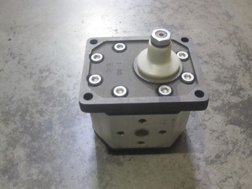 NEW ATOM HYDRAULIC PUMP # GHP3-D-40-P517