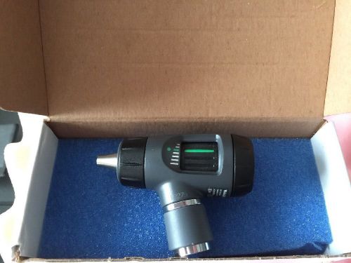 Welch Allyn MacroView 3.5 V Halogen HPX Fiber-Optic Otoscope 23810