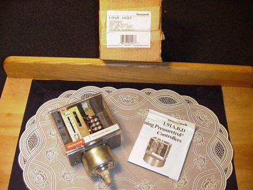 Honeywell l91a 1037 pressuretrol, 0-15psi new in box for sale