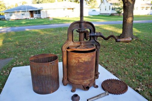 ALL ORIGINAL NORVELL SHAPLEIGH 8QT FRUIT CIDER WINE PRESS SAUSAGE STUFFER LARD