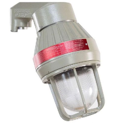 Larson electronics 0321oxalg7m 10w explosion proof led light ^ for sale