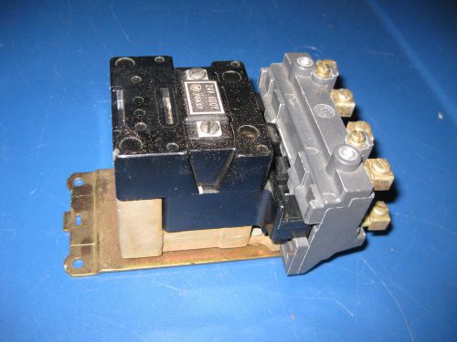 Allen-Bradley AC Contactor 24V 60 Hz  70A27 cat. no. 702-AOWJ92 Series K