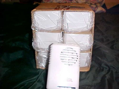 rubbermaid fragrance dispenser 5116 brand new 6 units