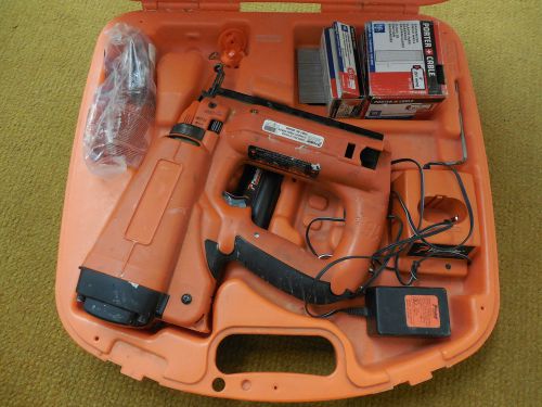 Paslode 16 GA. Cordless Straight Finish Nailer W/ Battery &amp; Case