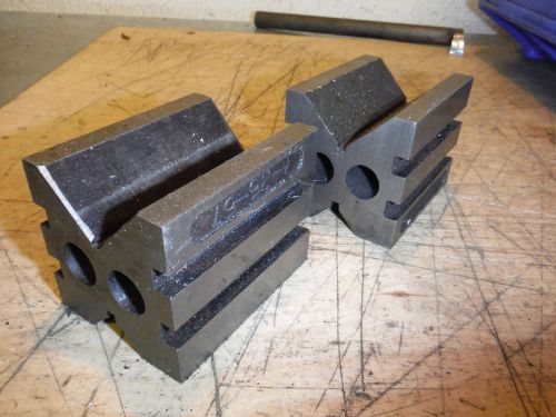 VINTAGE MACHINIST V BLOCK SET TOOLMAKER JIG FIXTURE TOOLING