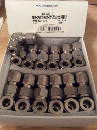 1 box of (25)- Swagelok SS-600-9  3/8&#034; Elbow Unions