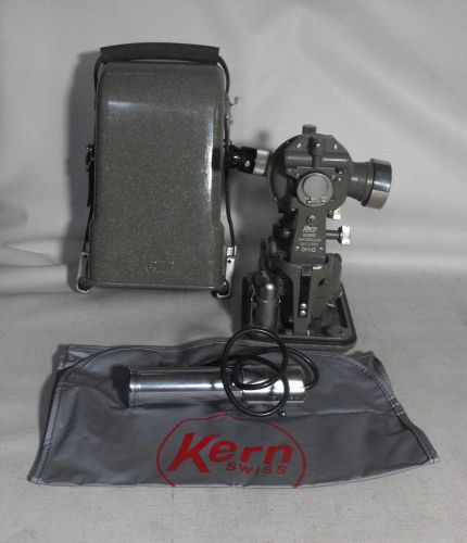 Kern AARAU Suisse DKM2 Theodolite and Set of Reflectors ..Excellent Condirtion