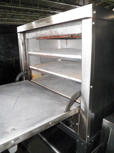 Pizza oven  by peerless for sale