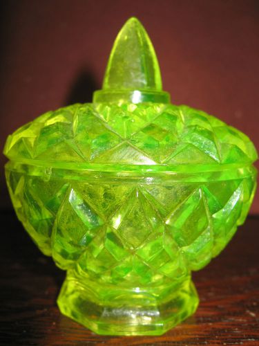 Vaseline glass diamond pattern Candy dish uranium sugar bowl yellow canary boyd